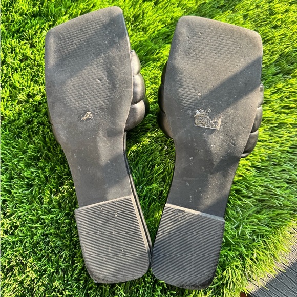 Topshop Pampas Padded Flat Sandals in Black - Picture 7 of 8